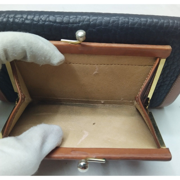 Dooney & Bourke Black Leather Kisslock Pocket Trifold Wallet - VTG Made in USA - Picture 7 of 16